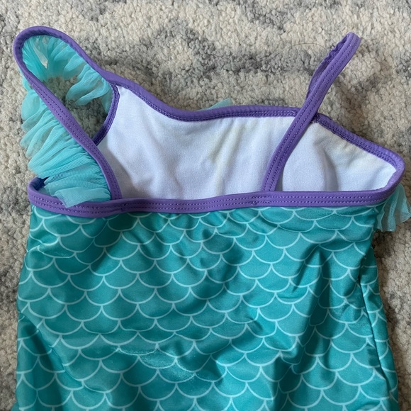 Girls Disney Princess one piece with rash guard top - Picture 2 of 6